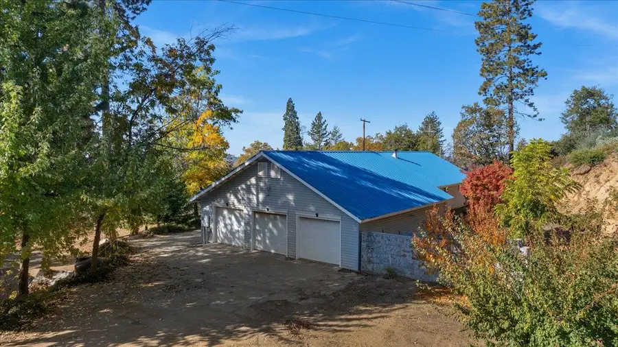 38206 Peterson Road, Auberry, CA 93602 - Image #2