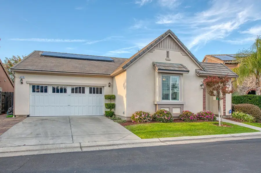 4279 Heritage Lane, Clovis, CA 93619 - Image #2