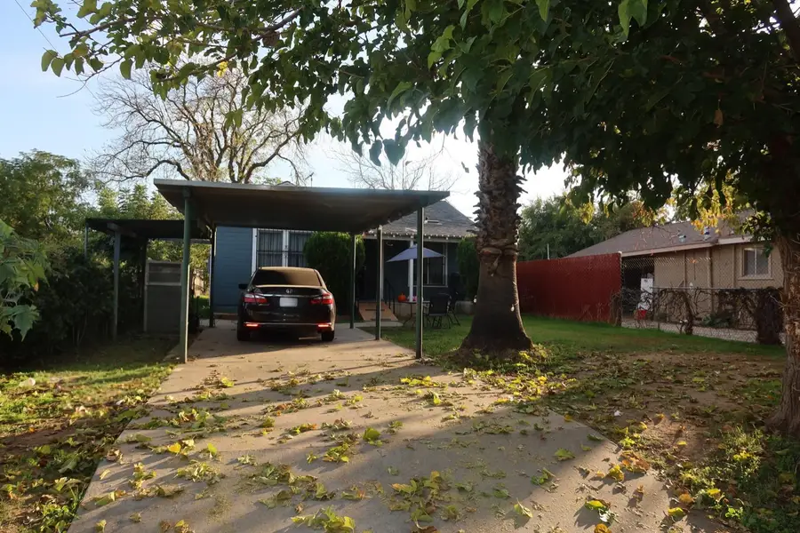 129 W Atchison Street, Fresno, CA 93706 - Image #2