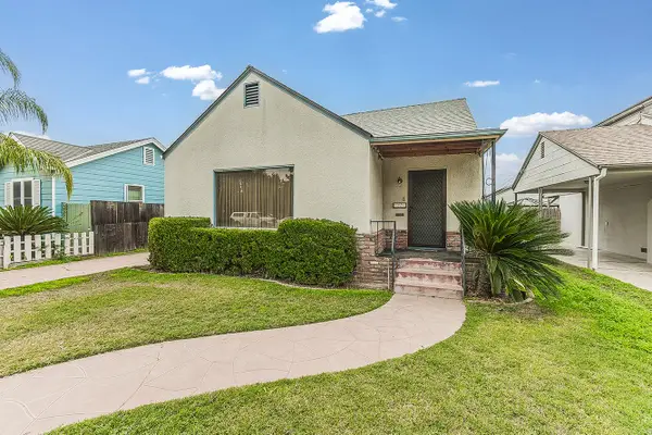 153 N Mckinley Avenue, Dinuba, CA 93618