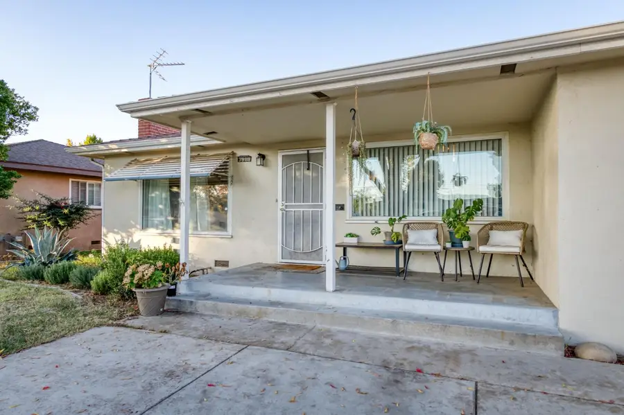 3913 E Fountain Way, Fresno, CA 93726 - Image #2