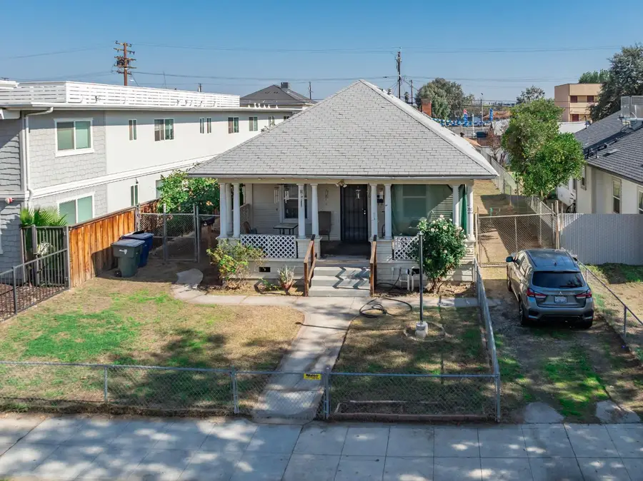 230 N Calaveras Street, Fresno, CA 93701 - Image #2