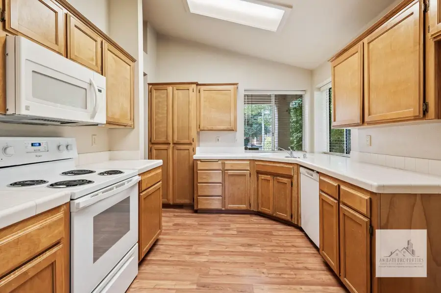 3426 W Dovewood Avenue, Fresno, CA 93711 - Image #2