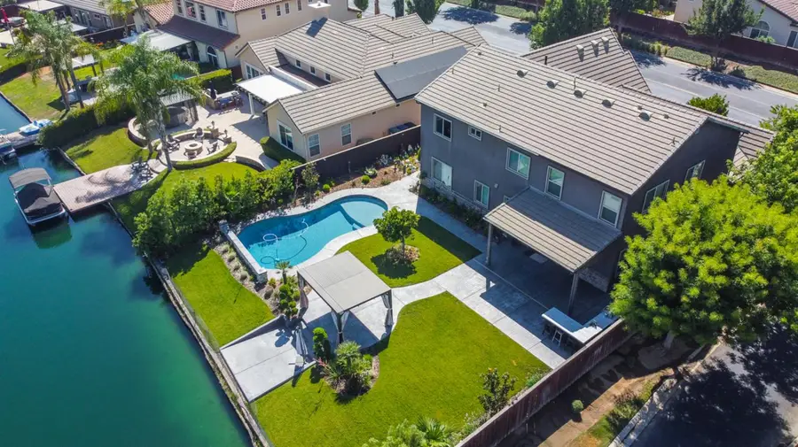 4249 N Waterside Drive, Clovis, CA 93619 - Image #3