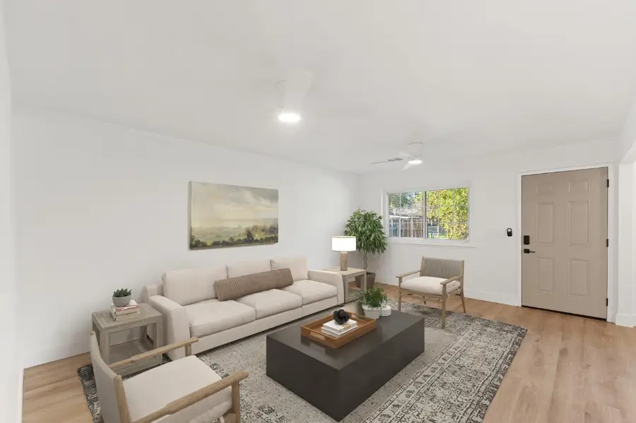 221 W San Joaquin Street, Fresno, CA 93706 - Image #3