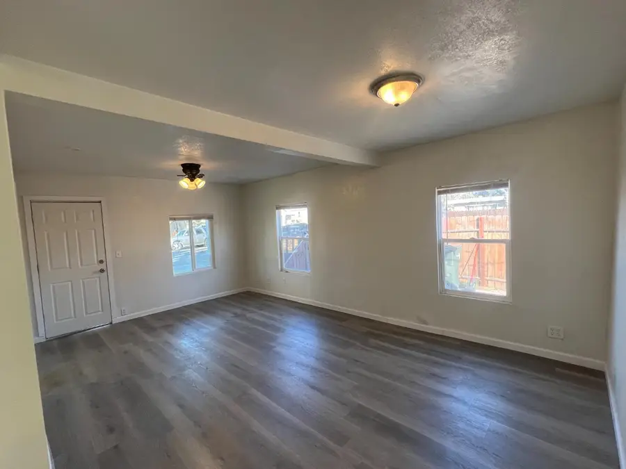 2258 E Clay, Fresno, CA 93701 - Image #2