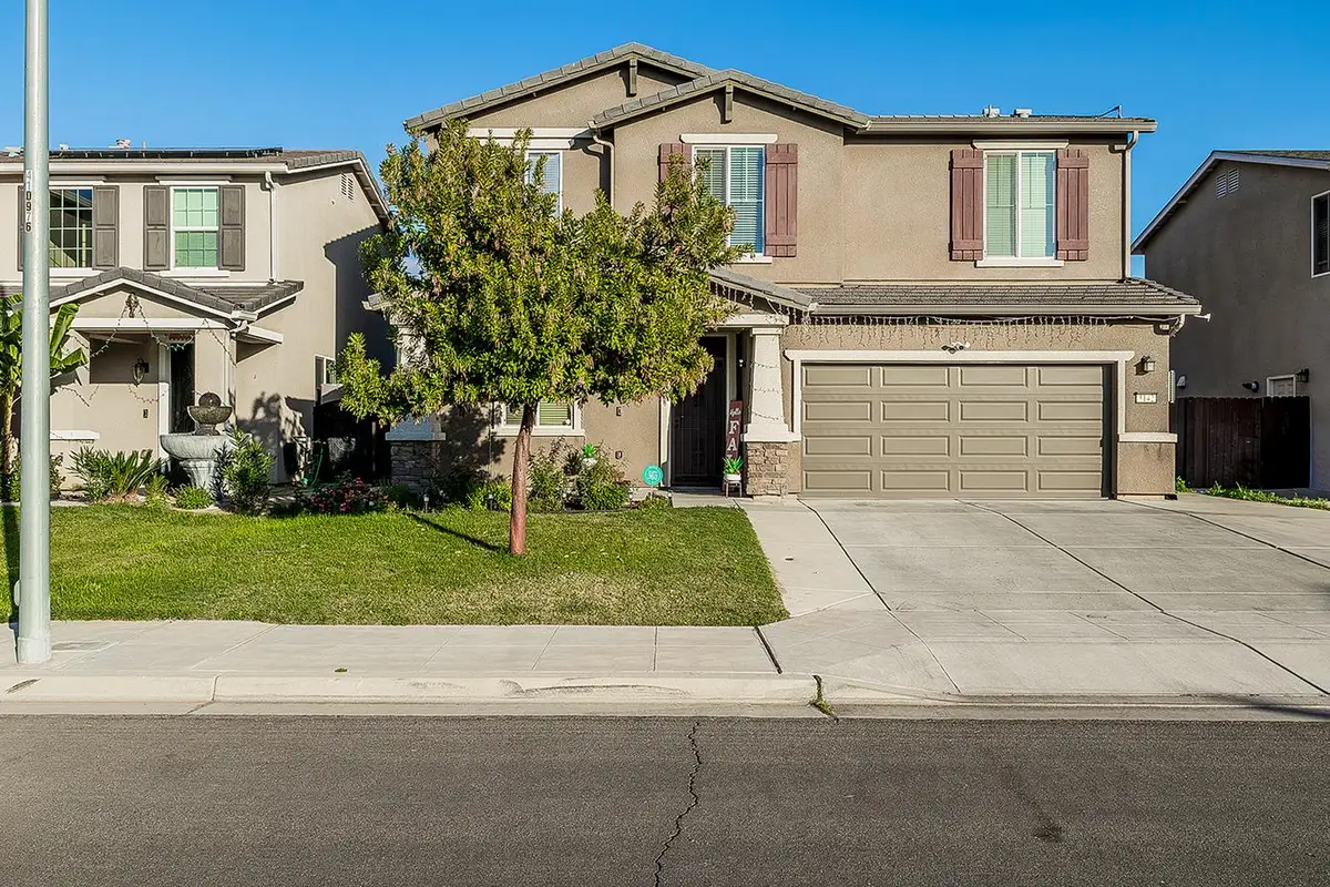 1142 S Pearwood Avenue, Fresno, CA 93727 - Image #1