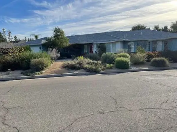 6539 N Knoll Avenue, Fresno, CA 93711