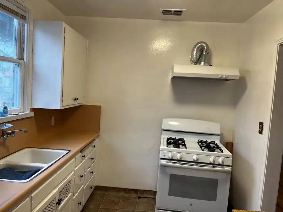 4657 E Grant Avenue #1, Fresno, CA 93702 - Image #2