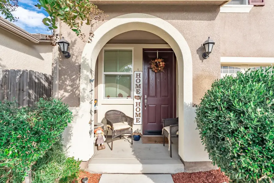 2449 Lombard Lane, Clovis, CA 93619 - Image #3