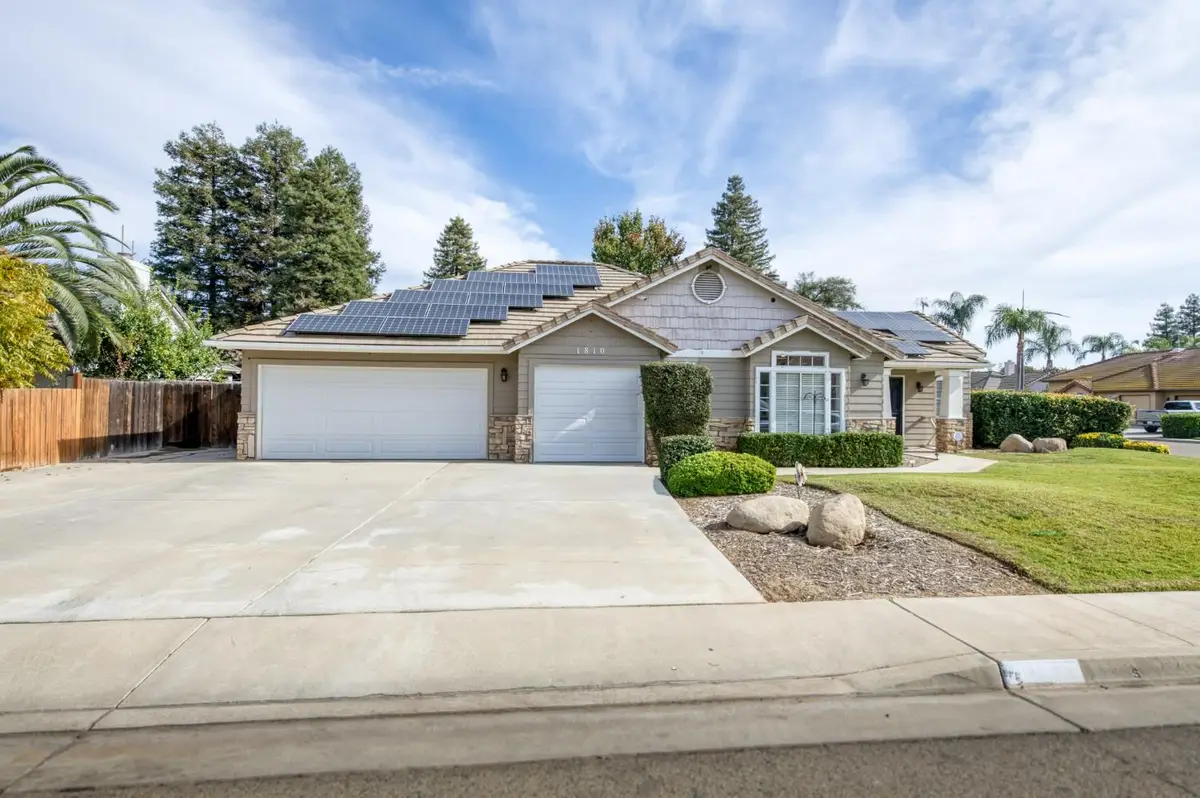 1810 N Jasmine Avenue, Reedley, CA 93654 - Image #1