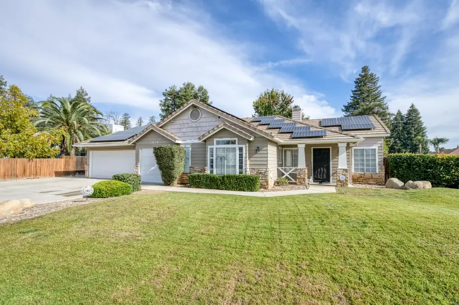 1810 N Jasmine Avenue, Reedley, CA 93654 - Image #2