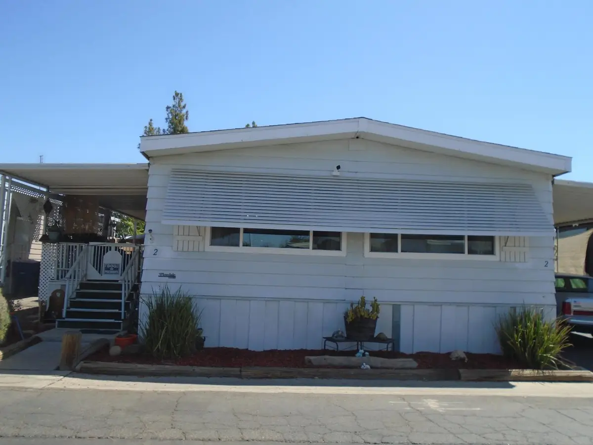 852 E Grangeville Boulevard #2, Hanford, CA 93230 - Image #1
