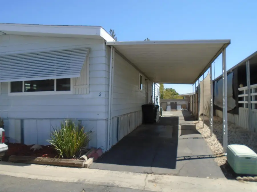 852 E Grangeville Boulevard #2, Hanford, CA 93230 - Image #2