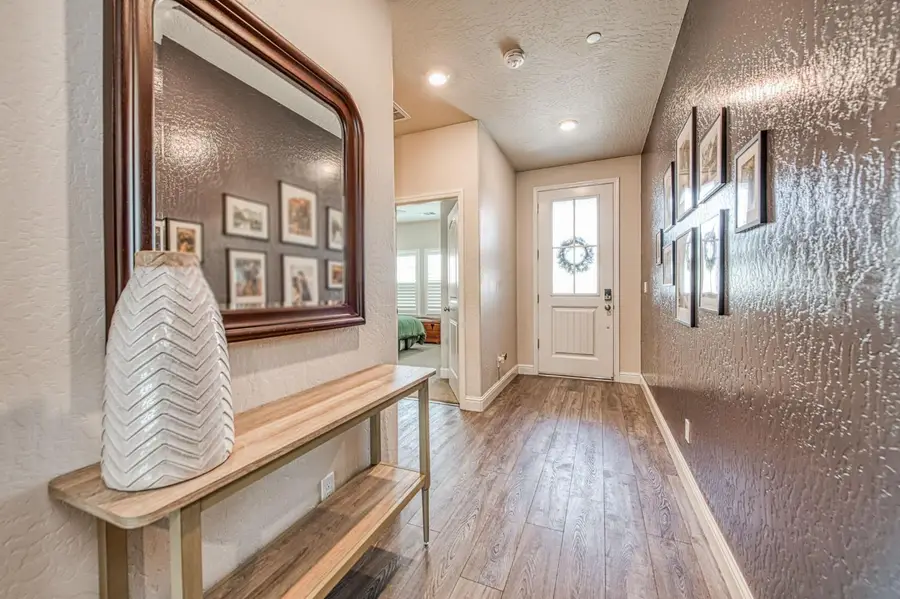 574 Expedition Way, Madera, CA 93636 - Image #3