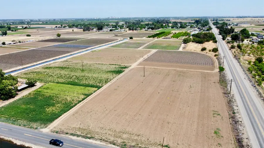 Address Withheld By Seller, Fresno, CA 93706 - Image #2