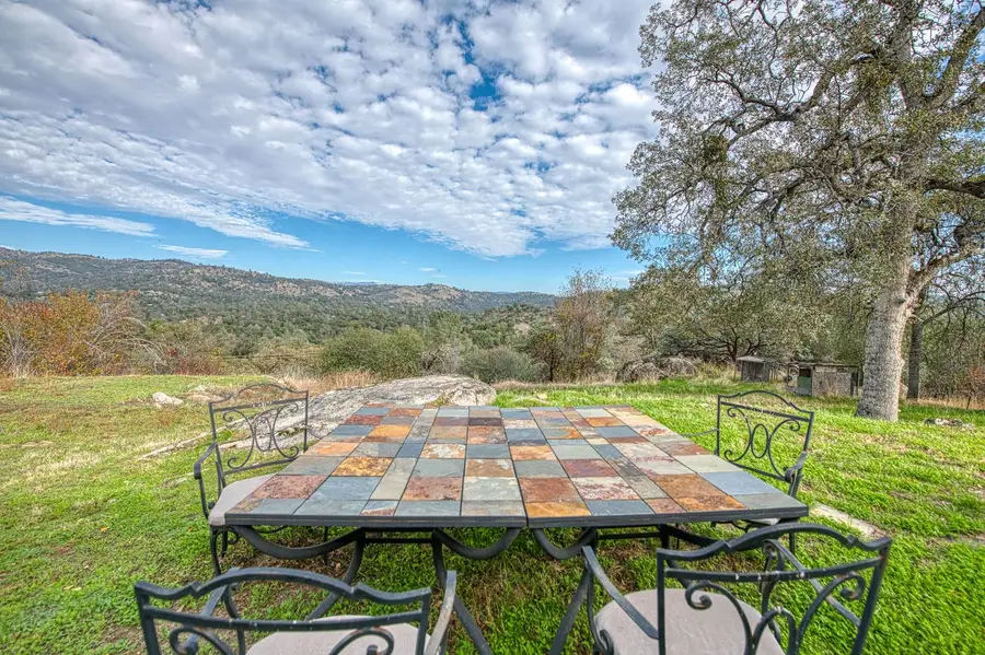 4857 Gavilan Road, Mariposa, CA 95338 - Image #2