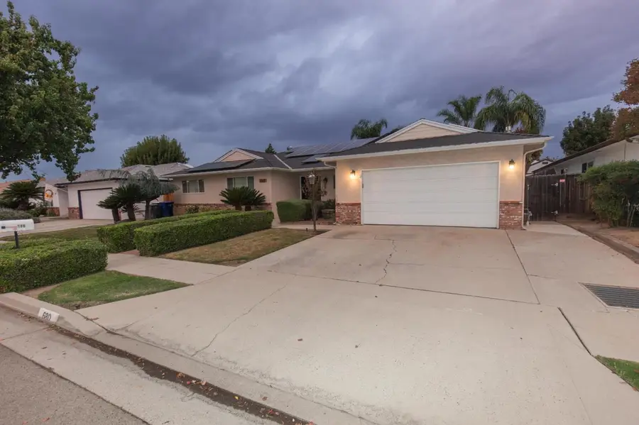 680 E Birch Avenue, Fresno, CA 93720 - Image #2