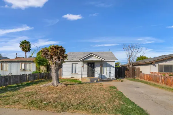 1651 5th Street, Clovis, CA 93611