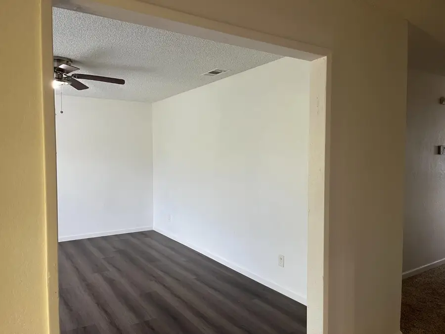 4529 N Warren Avenue, Fresno, CA 93705 - Image #2