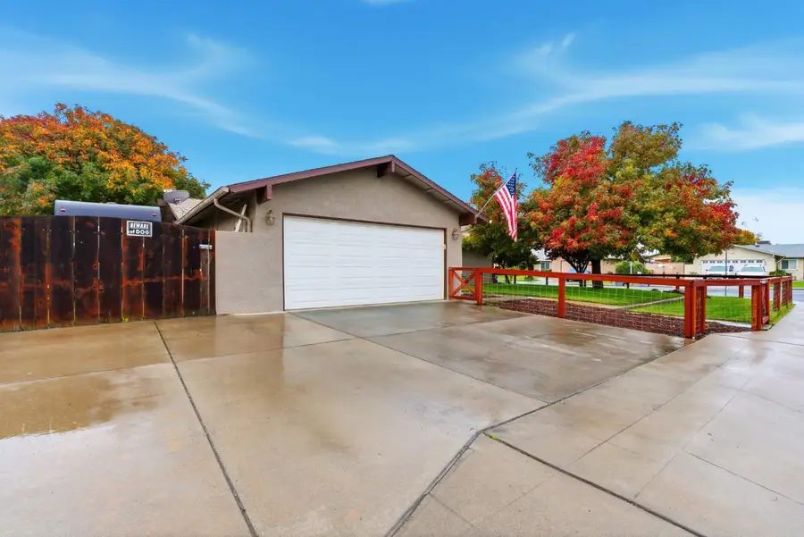 1438 Indianapolis, Clovis, CA 93611 - Image #2