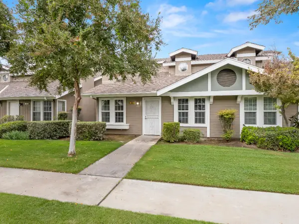 3770 W Barstow Avenue #142, Fresno, CA 93711