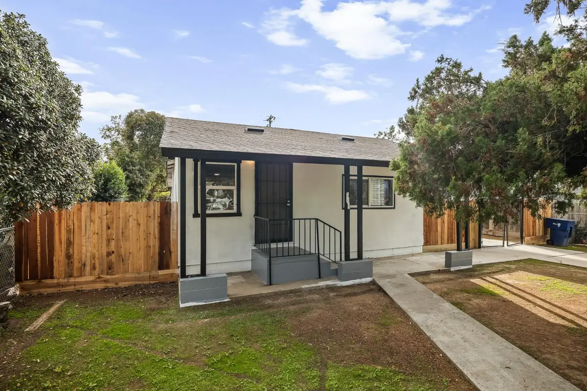741 W Myers Avenue, Fresno, CA 93706 - Image #1