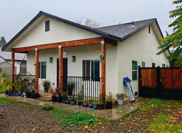 2425 S 10th Street, Fresno, CA 93725