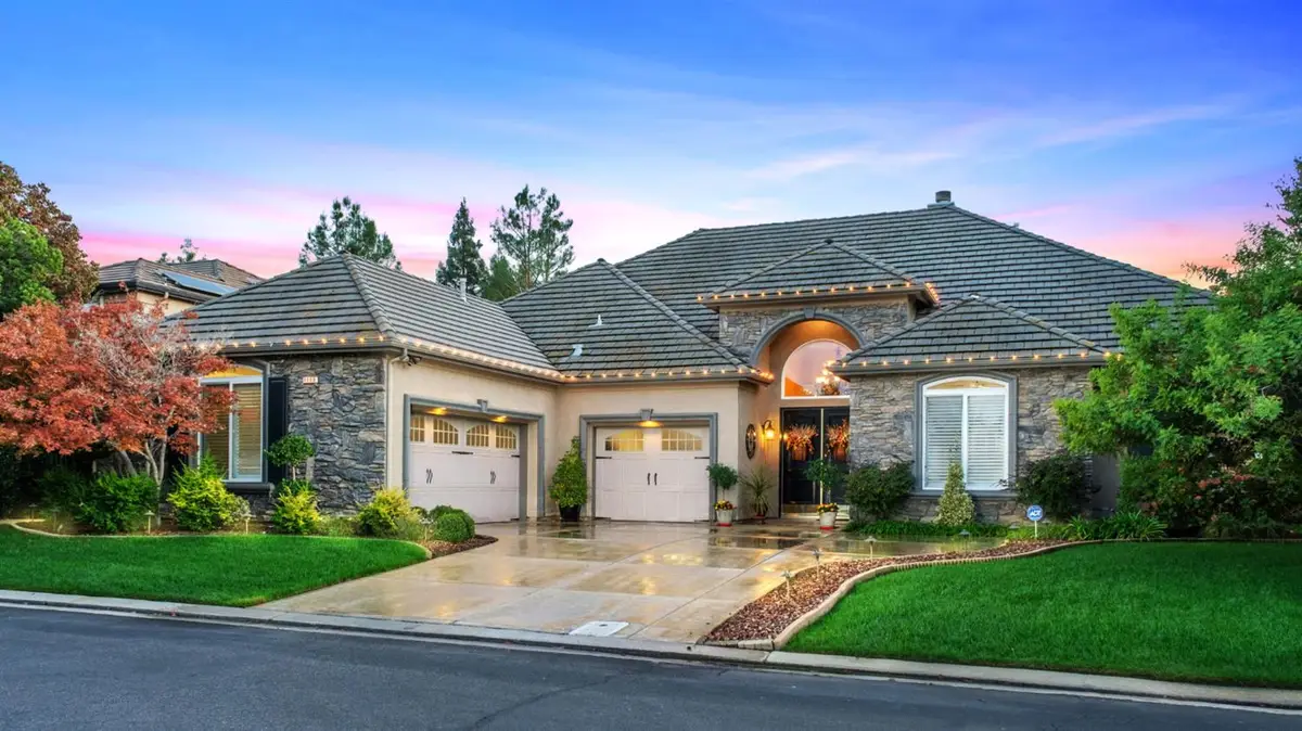 1689 E Shoal Creek Drive, Fresno, CA 93730 - Image #1