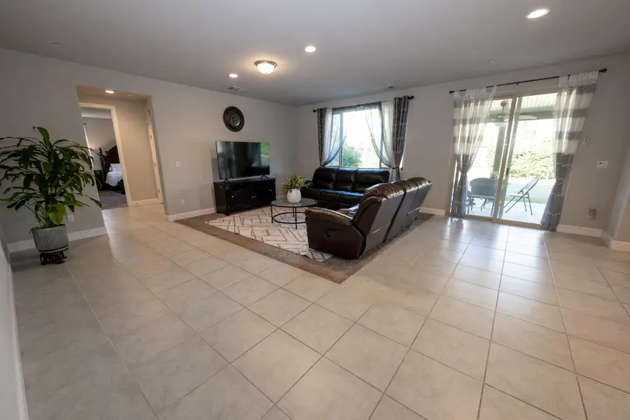 7330 E Princeton Avenue, Fresno, CA 93737 - Image #3