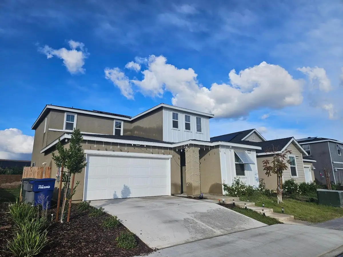 5958 W Austin Way, Fresno, CA 93722 - Image #1