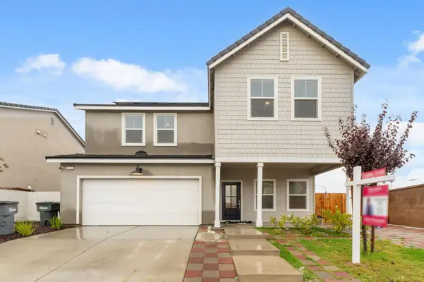 7012 W Donner Avenue, Fresno, CA 93723