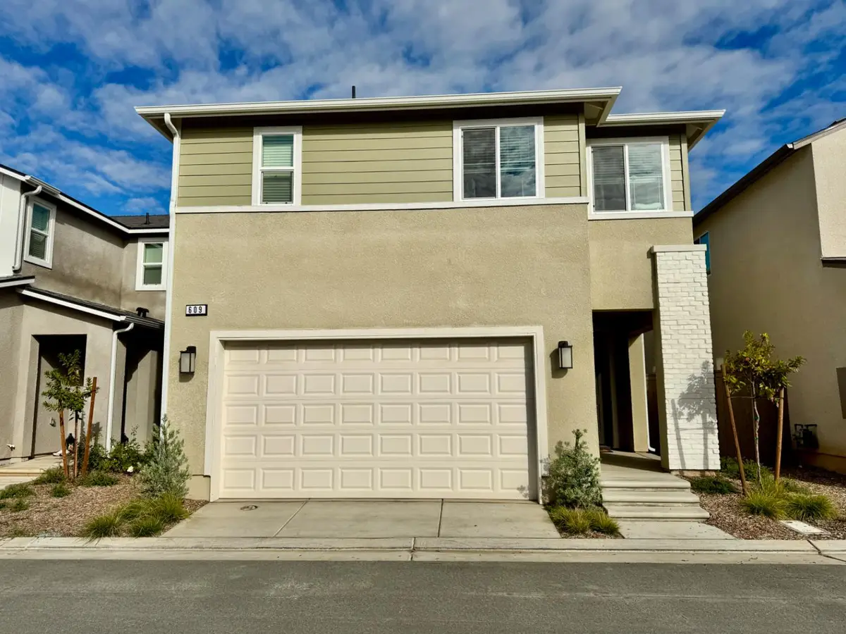 609 Josephine Avenue, Madera, CA 93636 - Image #1