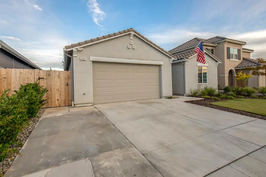 2121 Descanso Avenue, Clovis, CA 93619 - Image #3
