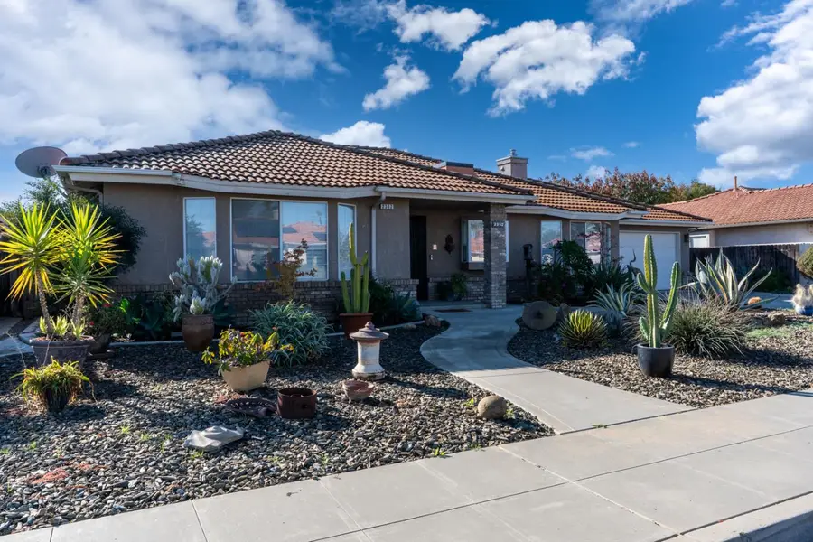 2352 Frederick Way, Madera, CA 93637 - Image #2