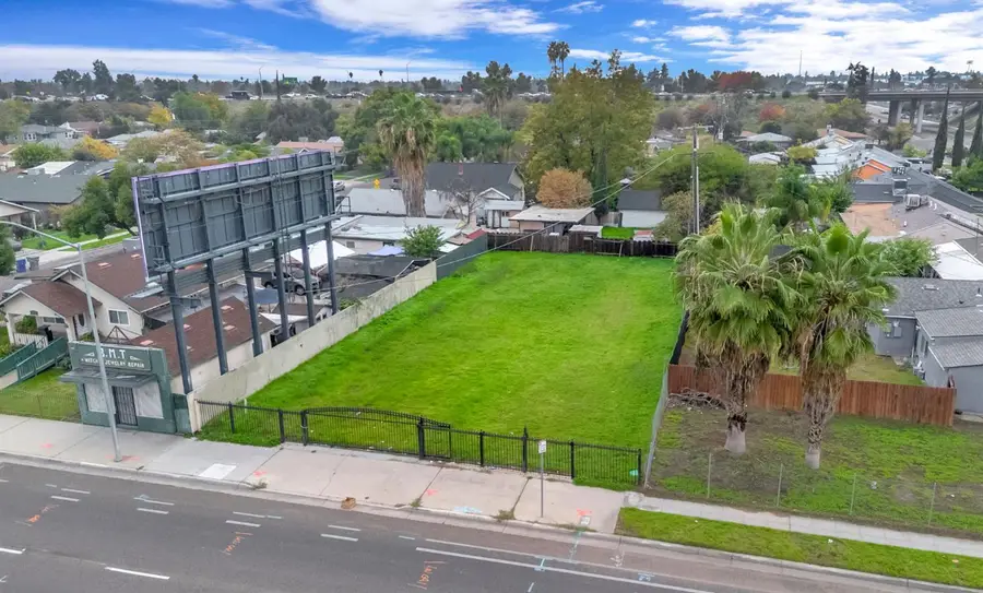 1361 N 1st Street, Fresno, CA 93703 - Image #2