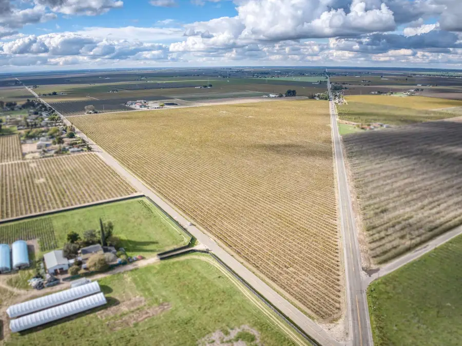 10477 S Cornelia Avenue, Fresno, CA 93706 - Image #3