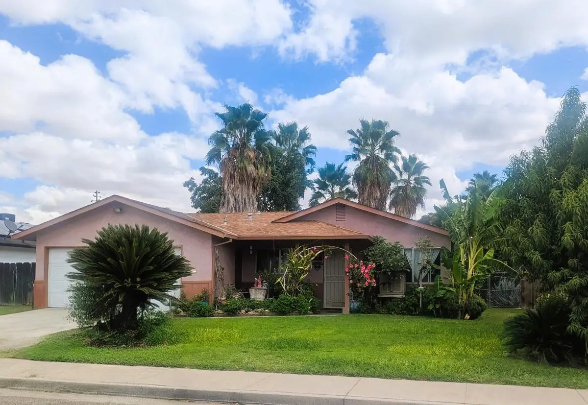 2228 N Drake N, Merced, CA 95348 - Image #1