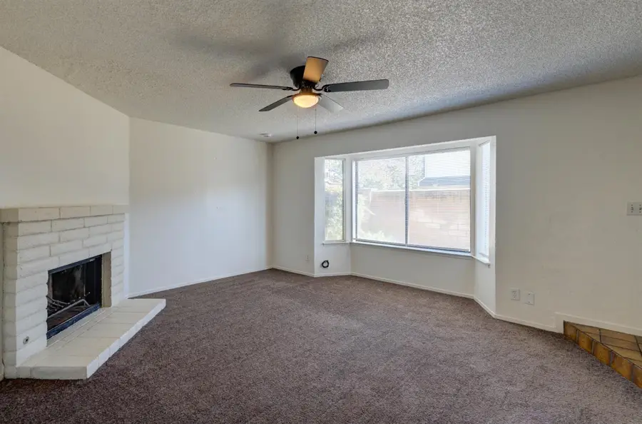 4676 E Alamos Avenue #127, Fresno, CA 93726 - Image #3