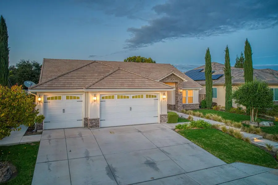 2115 Sophia Lane, Kingsburg, CA 93631 - Image #3