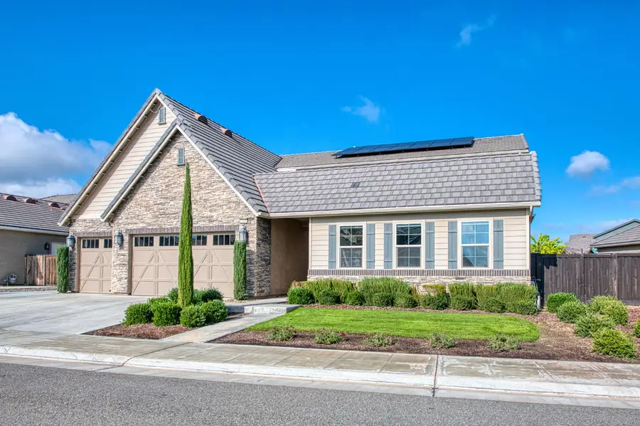 2468 E Kynzlee Avenue, Fresno, CA 93730 - Image #2