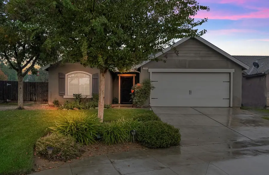 2566 N Antioch Avenue, Fresno, CA 93722 - Image #2