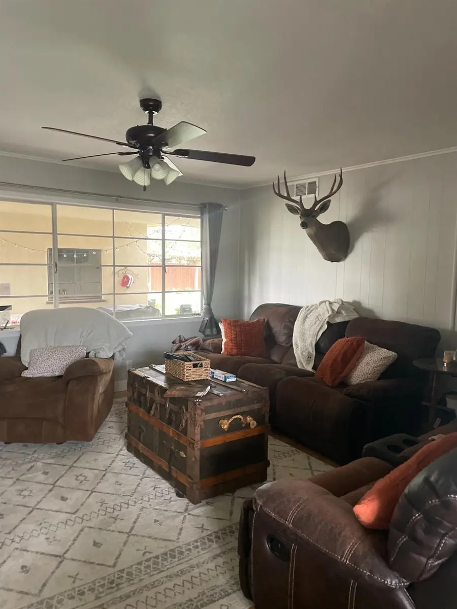 3654 E Donner Avenue, Fresno, CA 93726 - Image #3