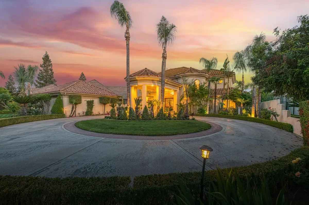 2589 W Lake Van Ness Circle, Fresno, CA 93711 - Image #1