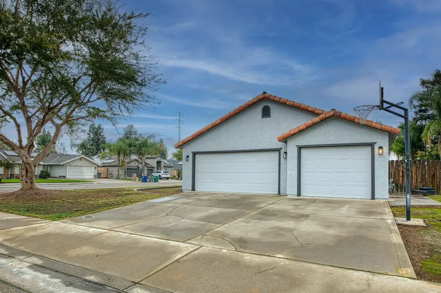 3526 Olive Street, Selma, CA 93662 - Image #3