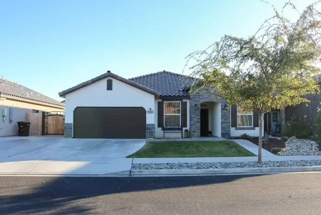 729 Castellina Street, Lemoore, CA 93245 - Image #1