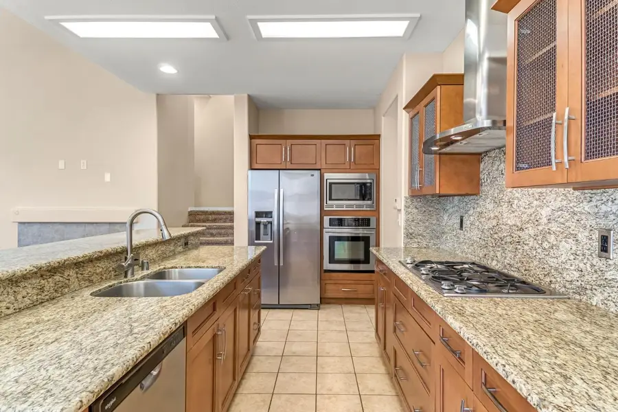 3855 Harlan Ranch Boulevard, Clovis, CA 93619 - Image #2