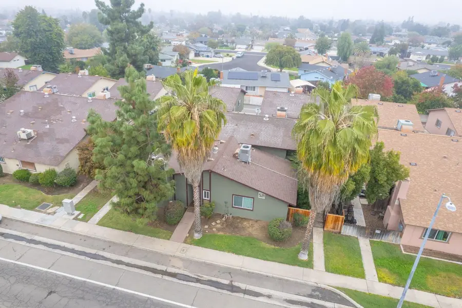 521 W Ashlan, Clovis, CA 93612 - Image #2