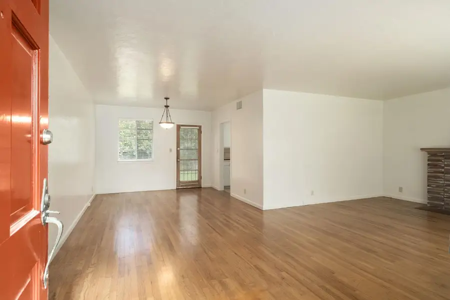 829 E Garland Avenue, Fresno, CA 93704 - Image #3