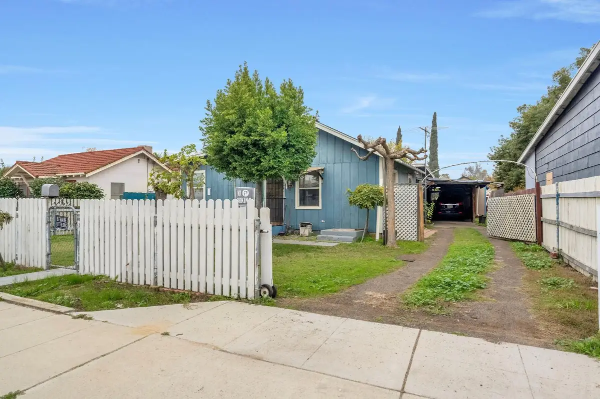 2463 Thompson Avenue, Selma, CA 93662 - Image #1